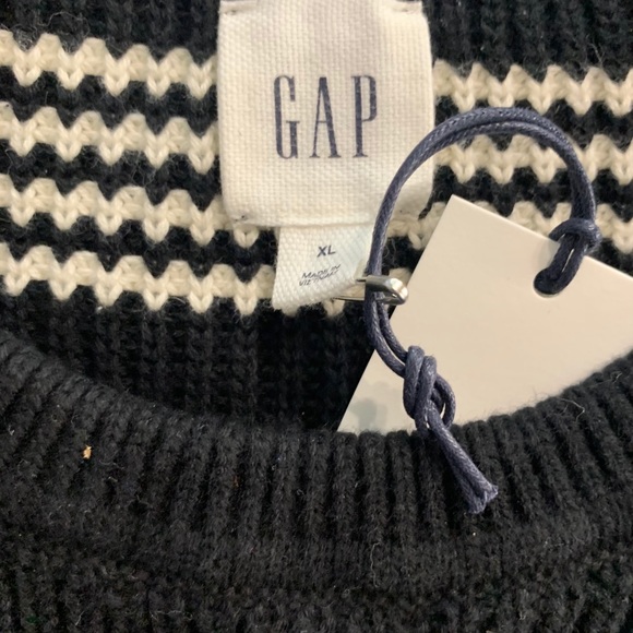 Gap sweater XL - Picture 2 of 2